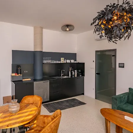 Korek Apartmán